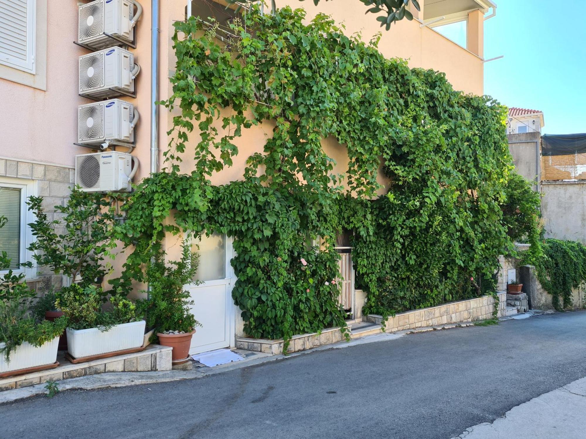 Cosy Apartment Gitta Mlini Exterior foto